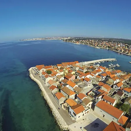 Amazing In With House Sea View *